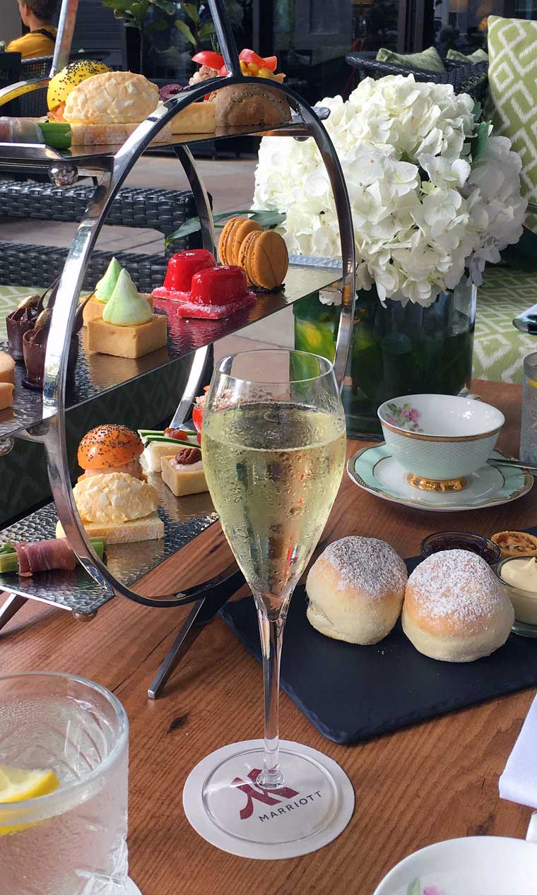 High Tea at Chapter & Verse at Surfers Paradise Marriott High Tea at Chapter & Verse at Surfers Paradise Marriott