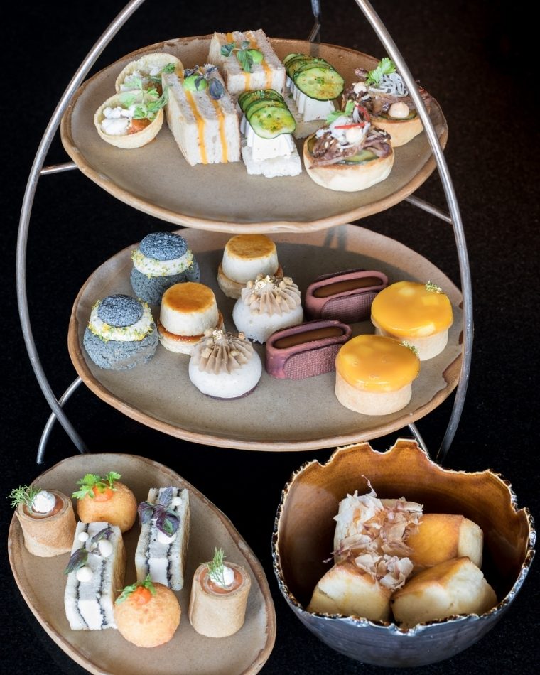 High Tea at Mo Bar, Mandarin Oriental Singapore