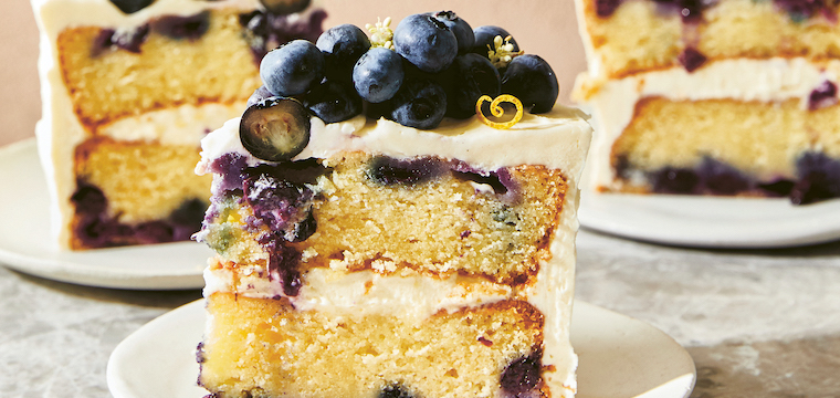 Sour cream blueberry cake