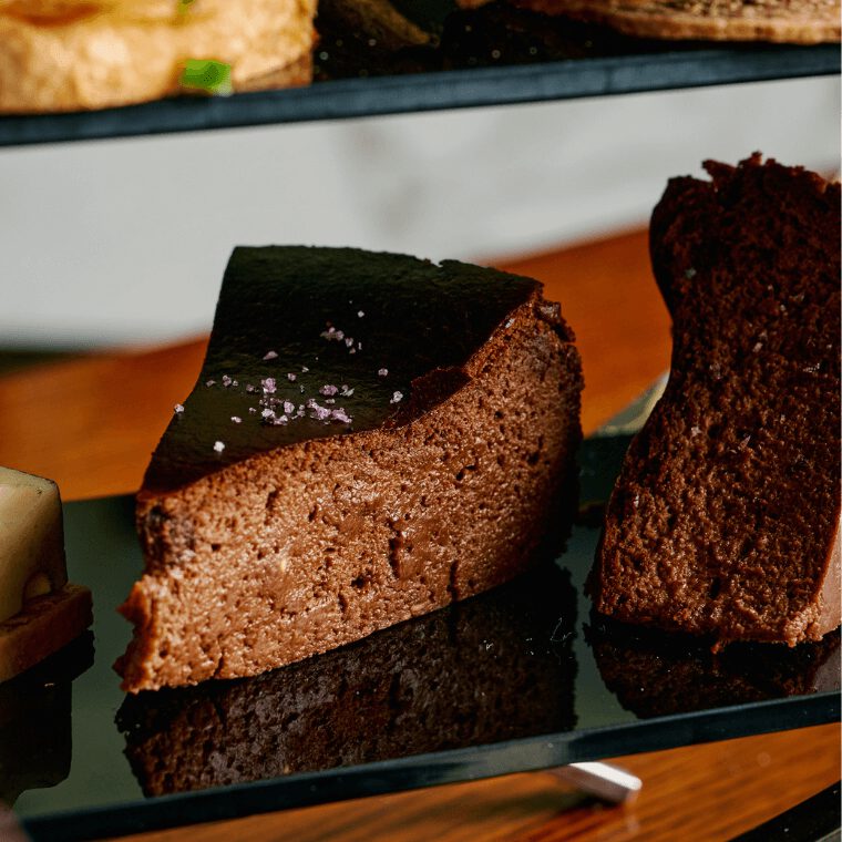 Basque chocolate cake