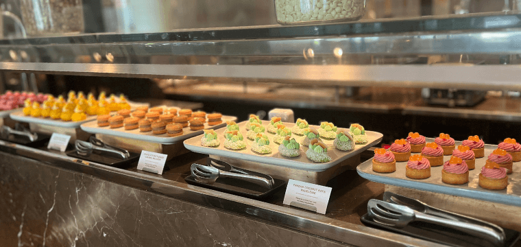Dessert counter