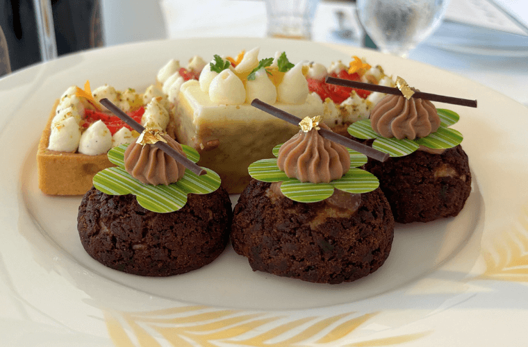 Chocolate Profiterole, photo: Sally Scott