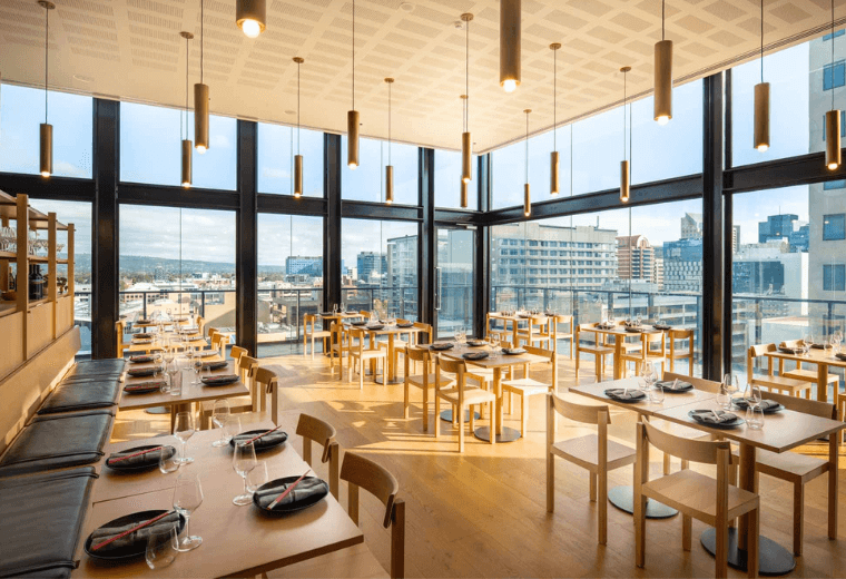 Koomo Restaurant, photo credit Crowne Plaza Adelaide