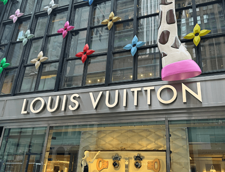 Le Café Louis Vuitton, photo credit: Casey Clark