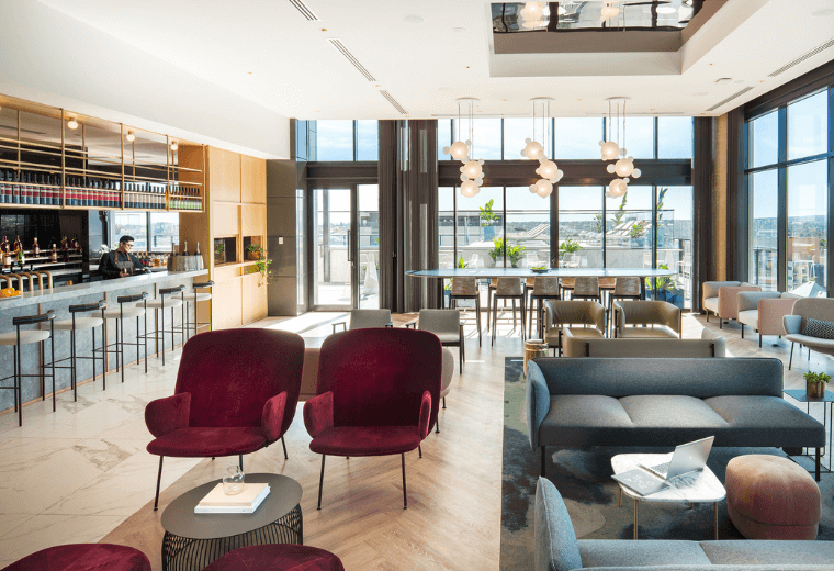 Luna10 Bar & Lounge, photo credit Crowne Plaza Adelaide