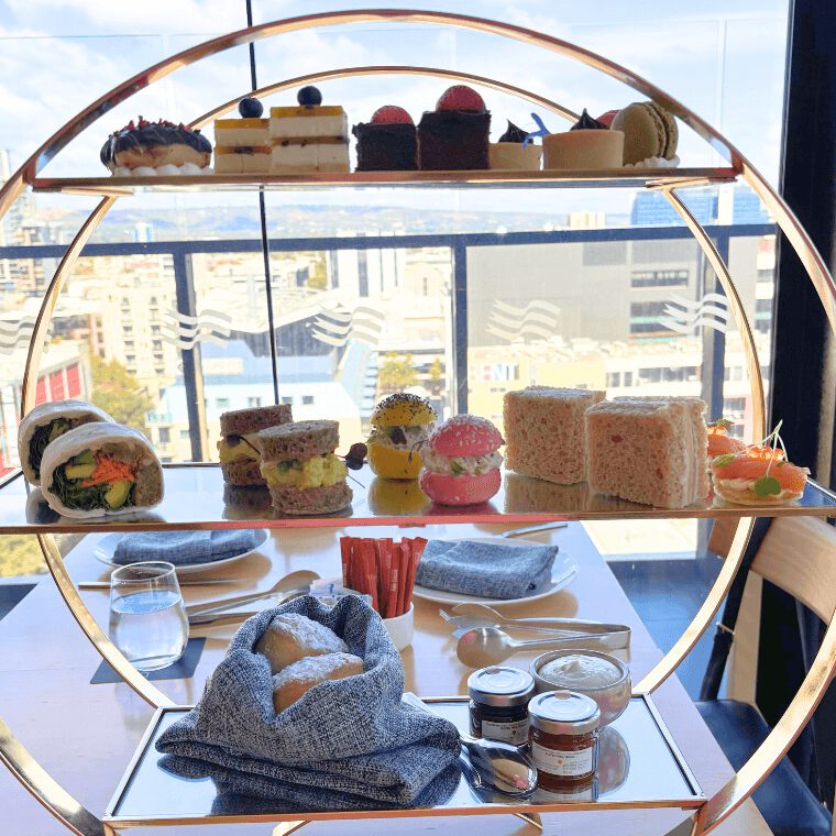 Crowne Plaza High Tea In The Cloud, photo: Angie McBride