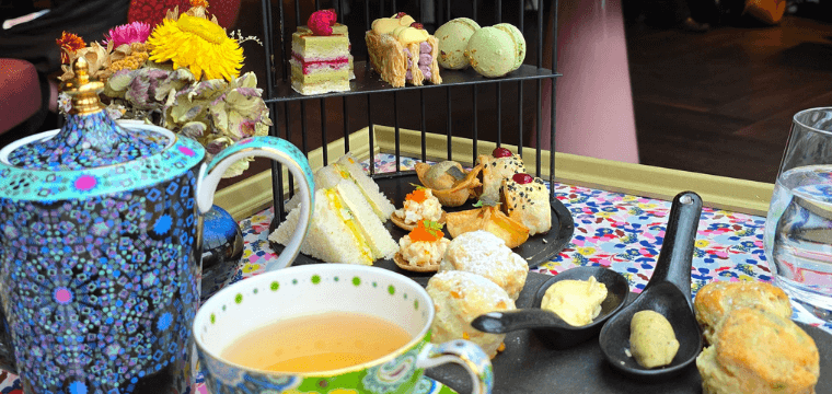 Tea and Canvas Affair at Lola Rouge
