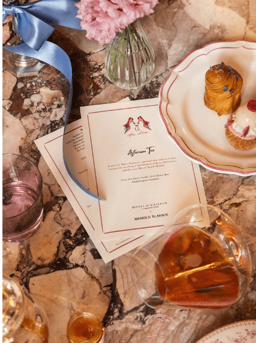 Marie Antoinette Afternoon Tea at Hôtel de Crillon Paris, photo credit: Hôtel de Crillon Marie Antoinette Afternoon Tea at Hôtel de Crillon Paris, photo credit: Hôtel de Crillon