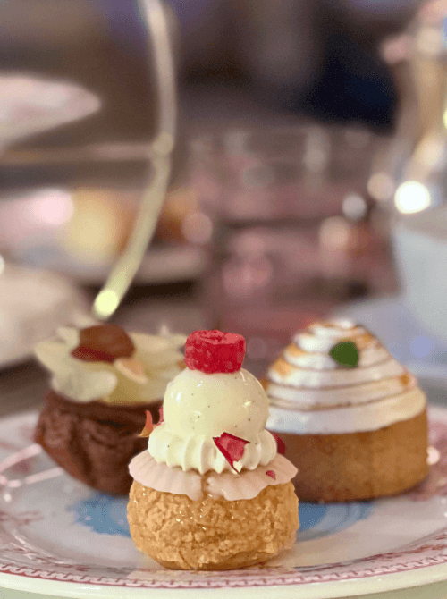 Marie Antoinette Tea Time at Hôtel de Crillon Paris, photo credit: Hôtel de Crillon